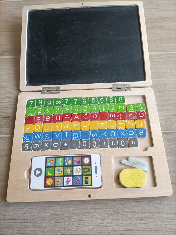 Ordinateur enfant en bois Playtive état correct