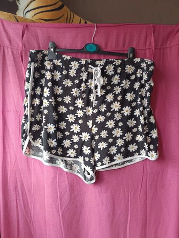 Short taille élastique avec cordon de serrage taille 52 de chez Shein