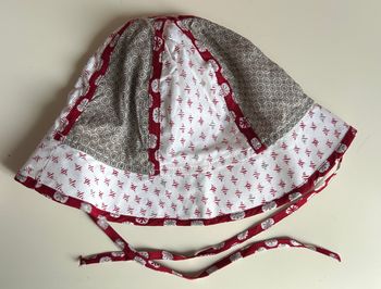 chapeau été bébé taille 2/3 ans