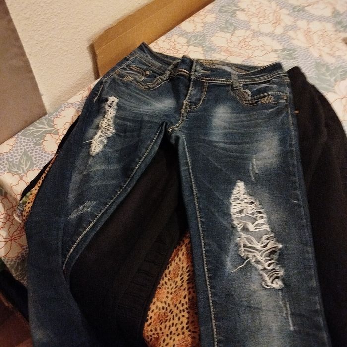 Vêtements très bon etat - photo numéro 6