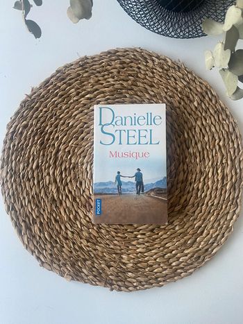 Danielle STEEL Musique