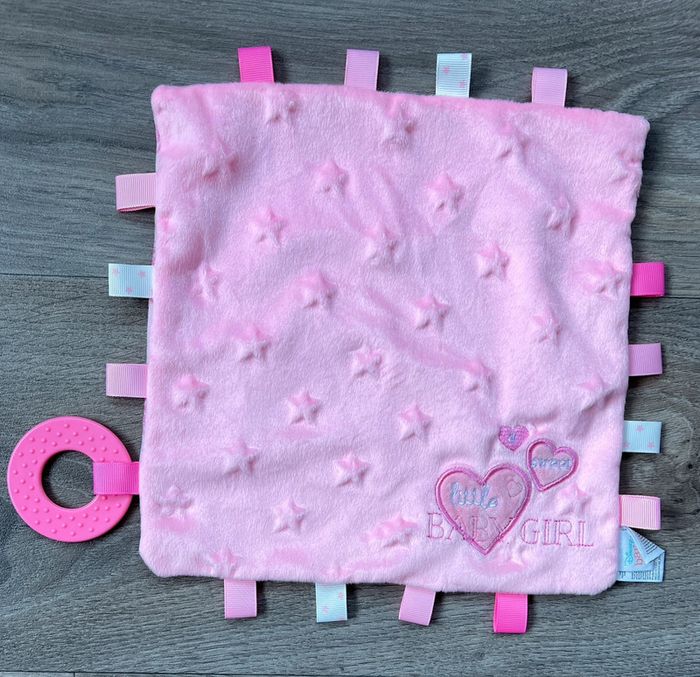 Beau doudou carré avec anneau de dentition Mickey Minnie Disney