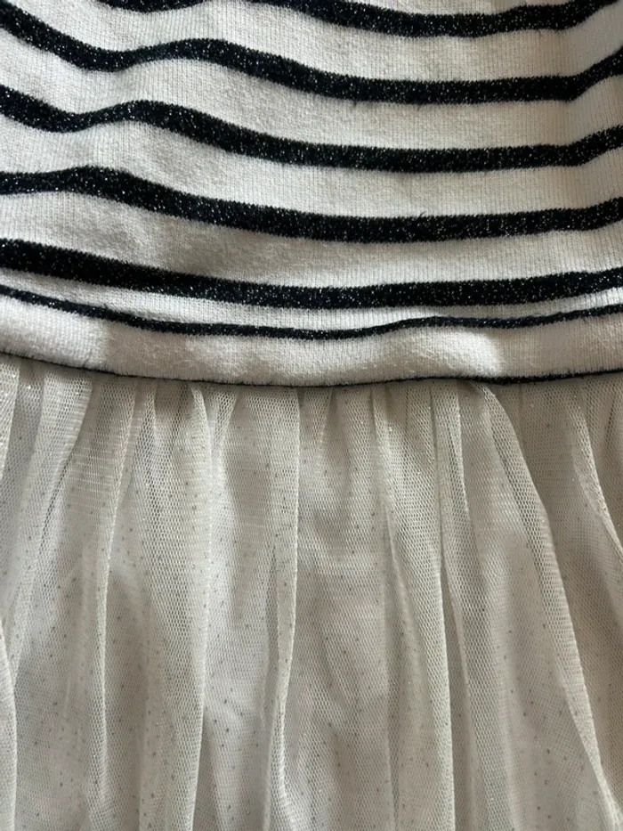 Robe marinière et à paillettes - photo numéro 4
