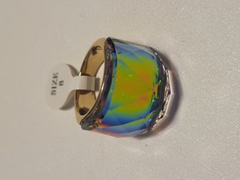 Bague acier inoxydable doré cristal arc en ciel taille 8