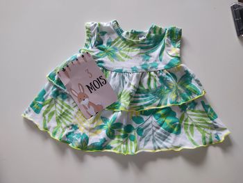 Tee shirt type blouse taille 3 mois