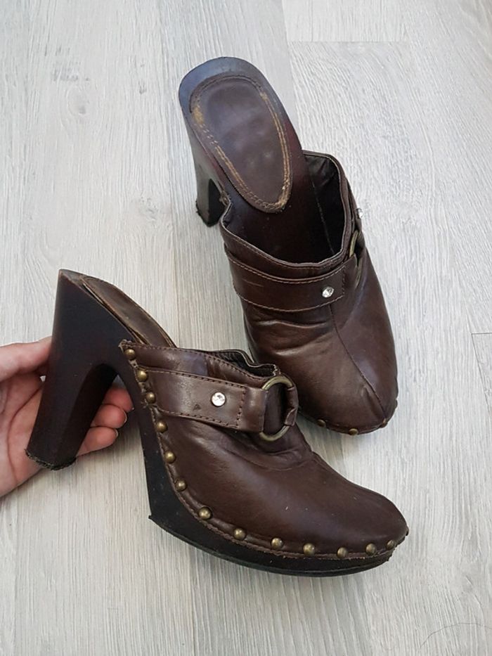 Sabots marrons à talon