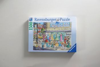 Puzzle 1500 pièces "L'avenue de la mode" Ravensburger"