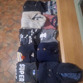 Trés gros lot vêtements automne hiver garçon