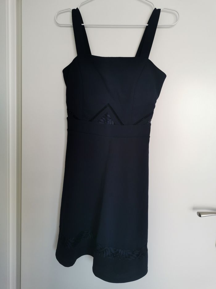 Robe bleu marine - cache cache - taille 34