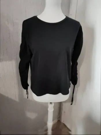 Top noir Mango taille M