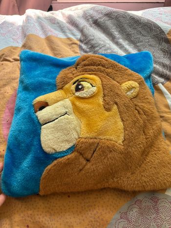 Coussin roi lion