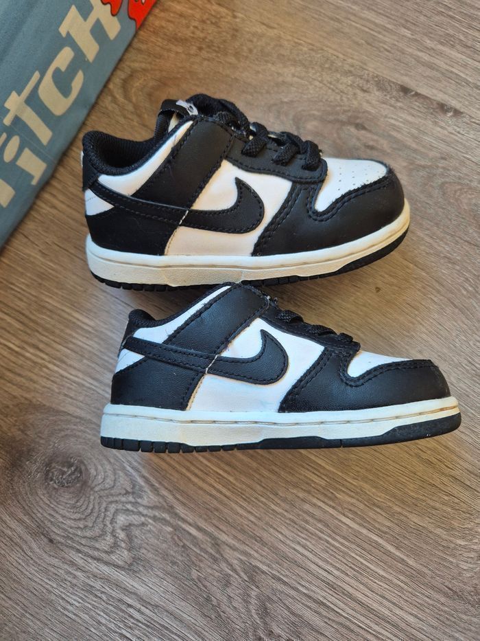 Dunk taille Low Panda
