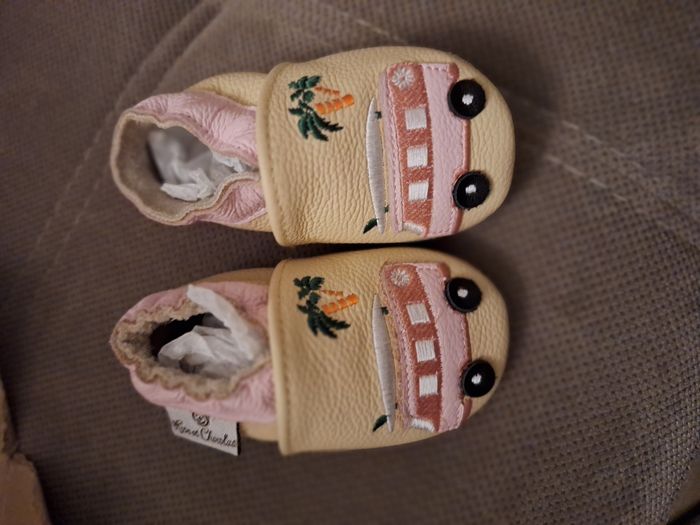Chaussons cuir 16