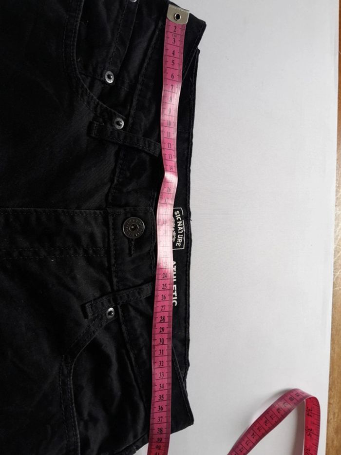 Jean levis signature gold  Athetic avec poche zip sur le coté 30 ×32 - photo numéro 7