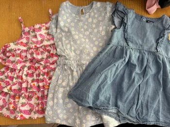 Lot 3 robes 9 mois