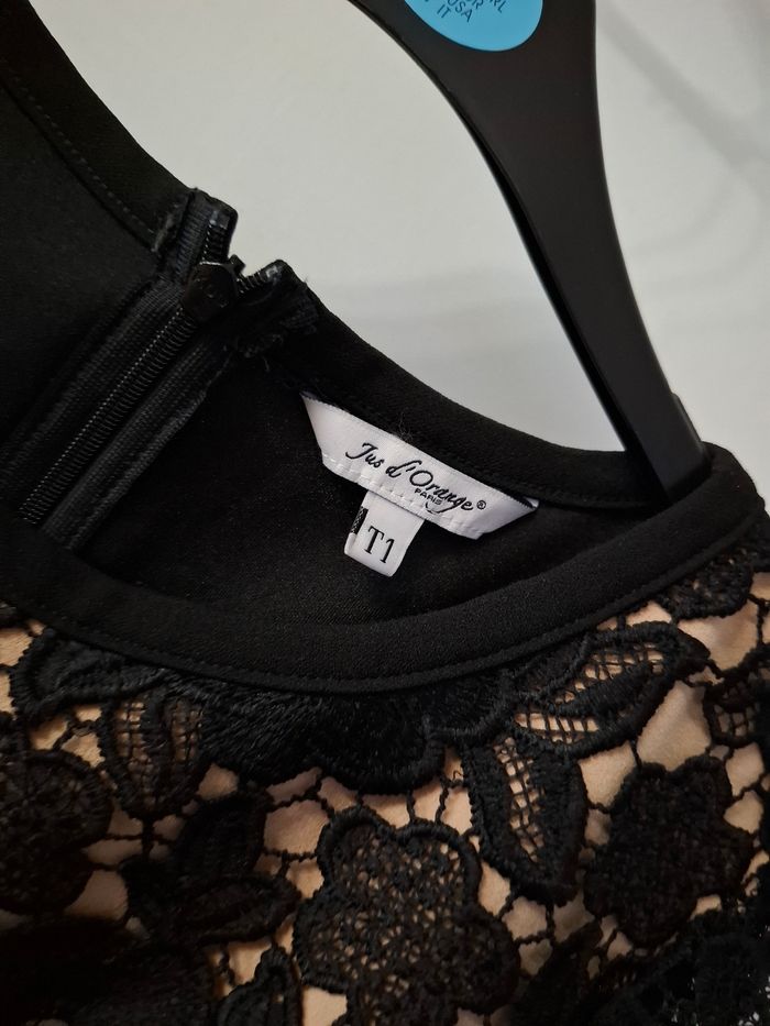 Lot 4 articles 3 robes et 1 pull taille 36 en très bon état - photo numéro 9