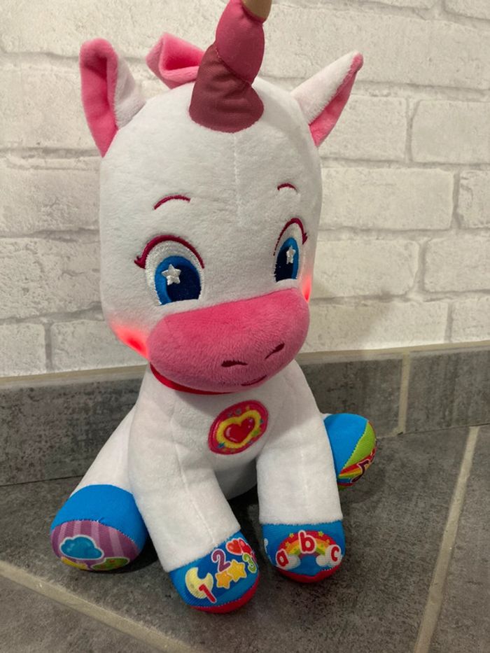 Ma douce licorne interactive - photo numéro 2