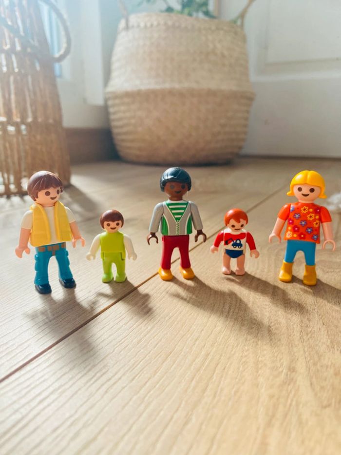 Lot 5 enfants playmobil - photo numéro 3