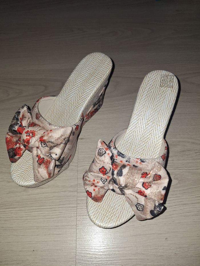 Compensée femme taille 40 neuf