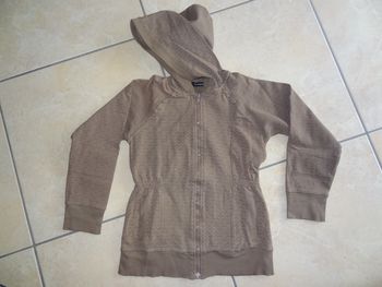 Gilet à capuche Tout Compte Fait 10ans