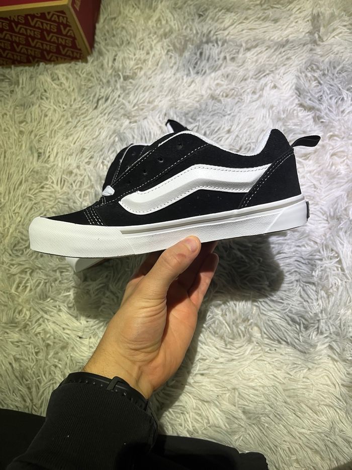 Vans Knu School blanches et noires 36,5 neuves - photo numéro 4