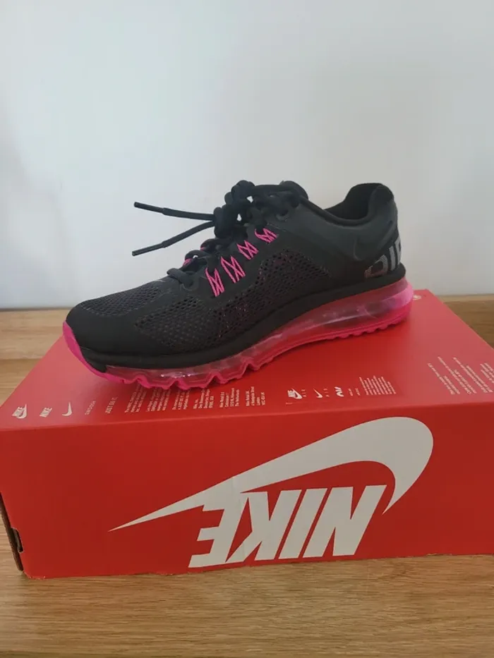 Nike Air Max 2013 T39 GS 100% Authentique - photo numéro 4