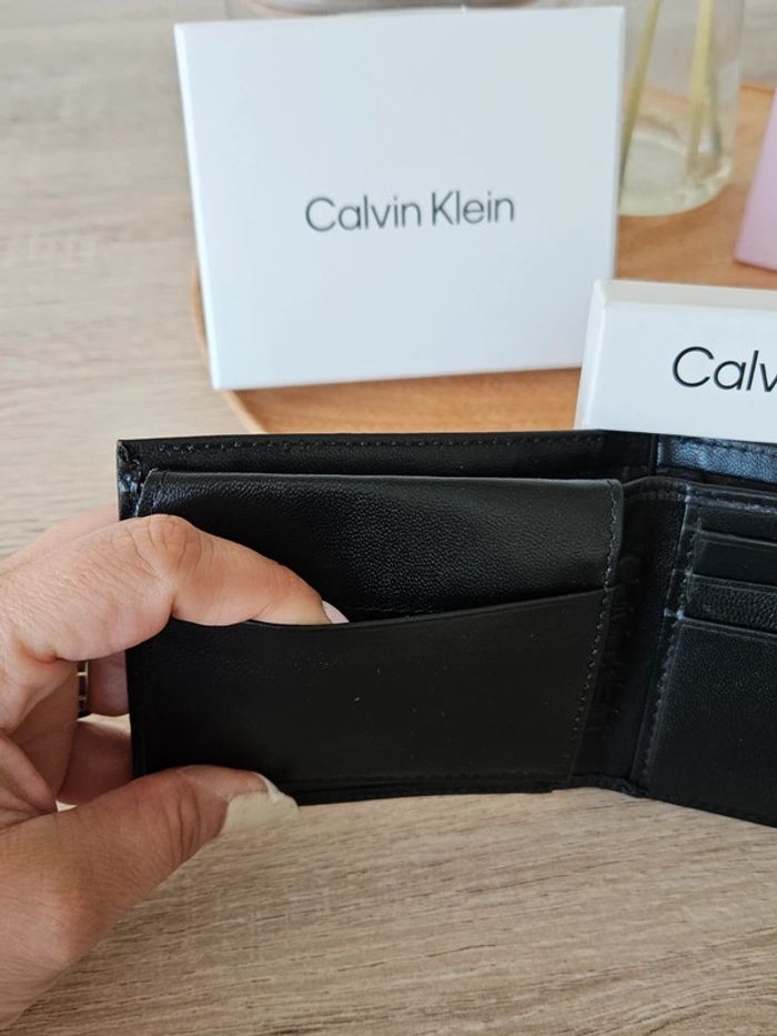 Portefeuille Calvin Klein - photo numéro 4