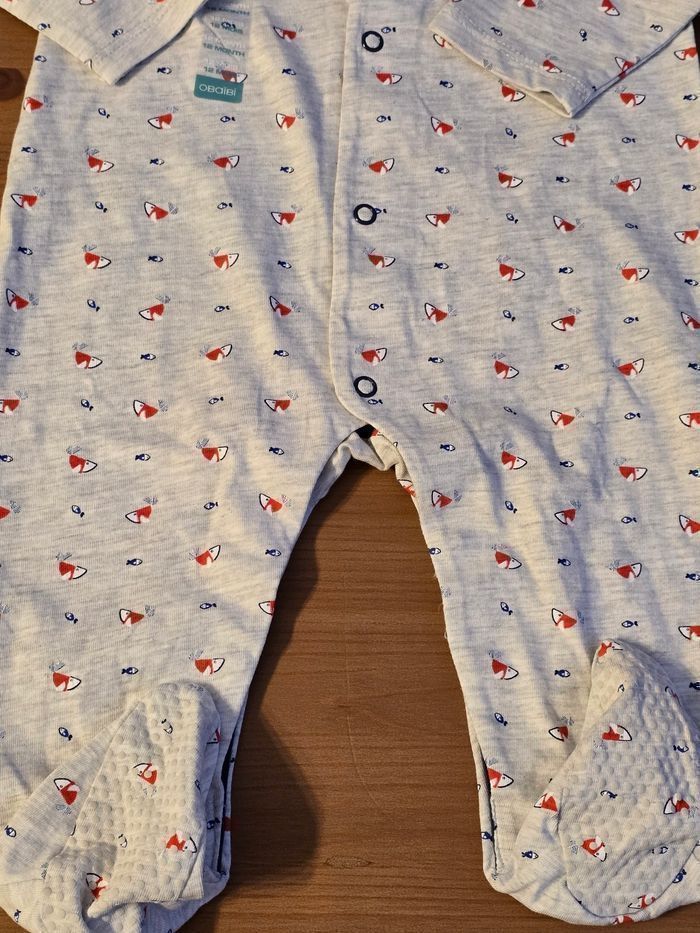 Neuf (non porté) 💙🤩😍🏷 superbe pyjama mi saison 12mois Garçon 💙🤩😍👍 - photo numéro 4