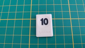 Tuile chiffre 10 dix noir jeu de société Rummikub Le rami des chiffres jeu de voyage Hasbro #C68
