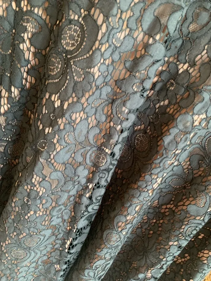 Robe brodé H&M - photo numéro 3