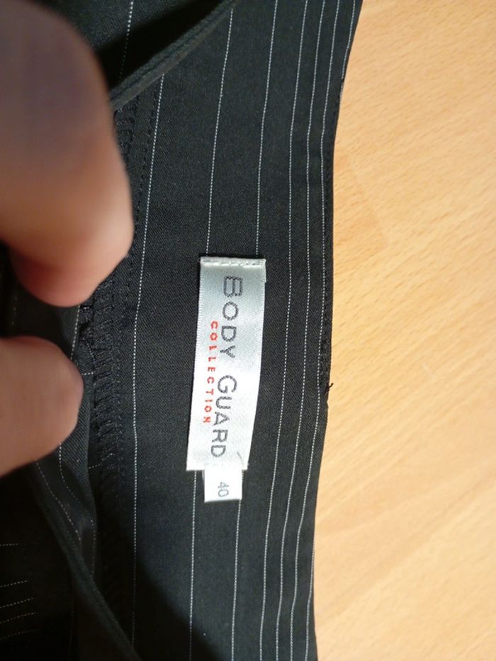 Short taille 40 body guard - photo numéro 2