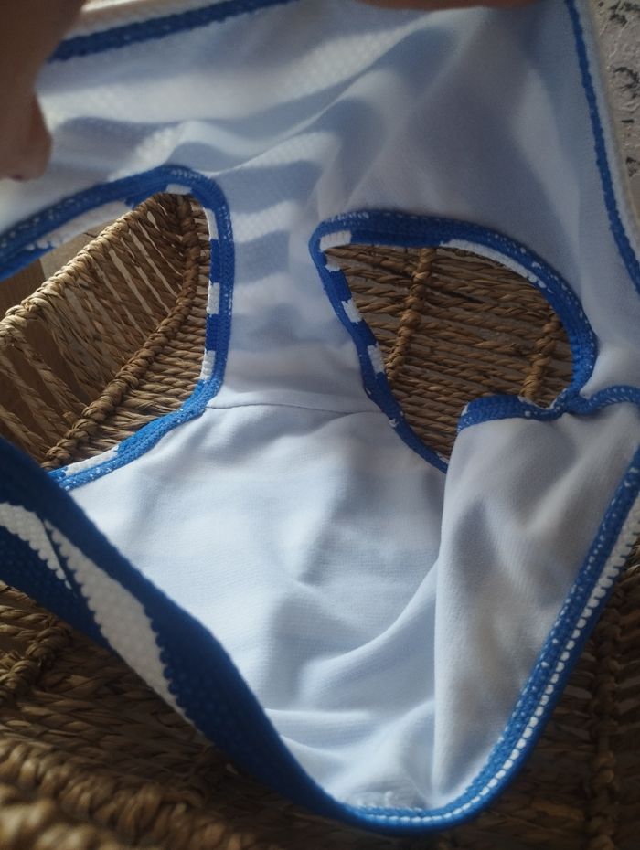 Maillot de bain 2 pièces 8ans - photo numéro 2