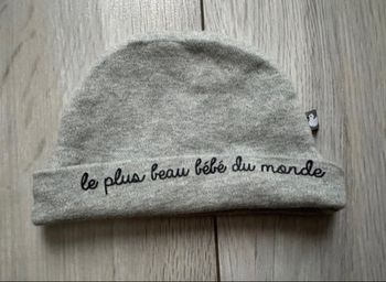 Bonnet de naissance