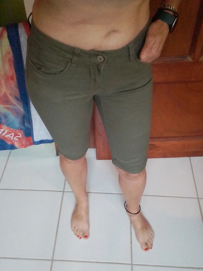 Short femme vert kaki Gémo - photo numéro 2