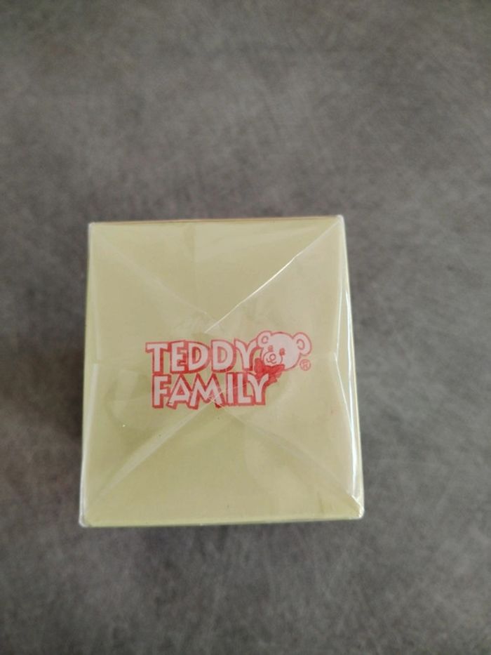 Eau de parfum neuf Teddy Family - photo numéro 3