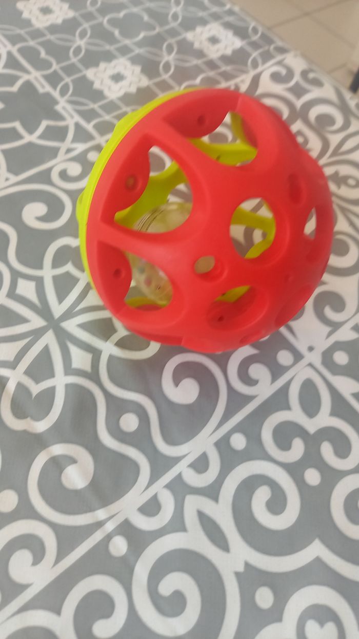 Hochet en forme de balle - photo numéro 2