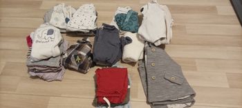 Lot vêtements 1 mois