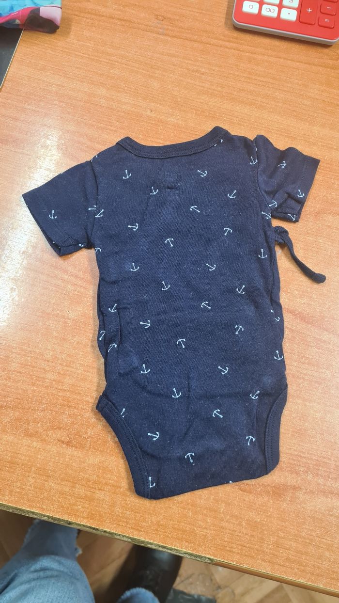 Bébé - photo numéro 2