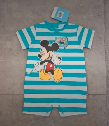 Combishort disney Mickey 6 mois neuve avec étiquette