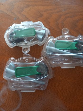 Lot 3 accessoires pour fût Heineken
