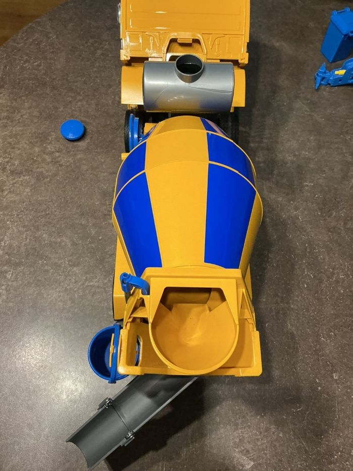 Camion bétonnière Bruder - photo numéro 8