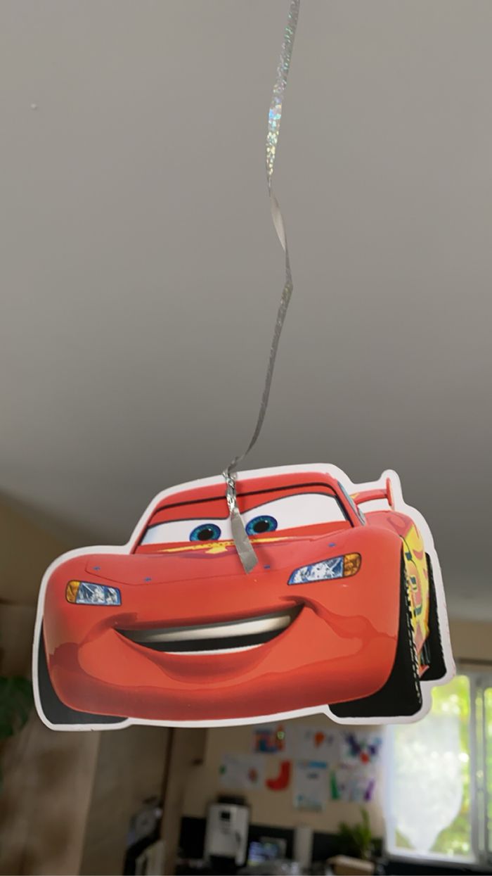 Décoration d’anniversaire cars - photo numéro 3