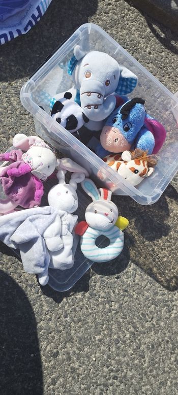 Lot de doudous, peluches