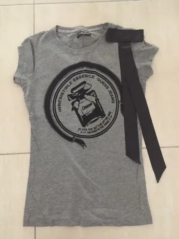 T-shirt guess gris taille S