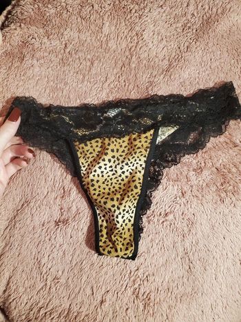 Tanga léopard sexy