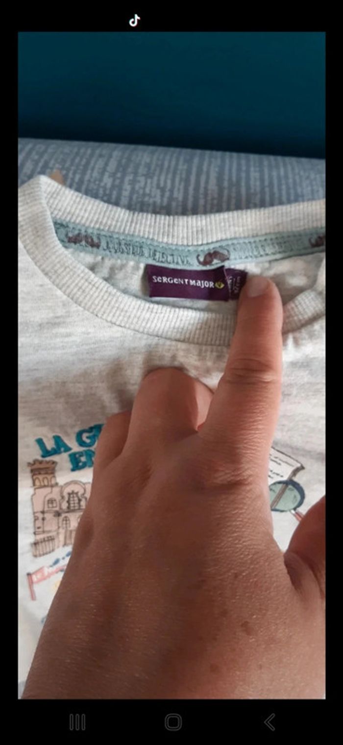 T shirt  2 ans - photo numéro 2