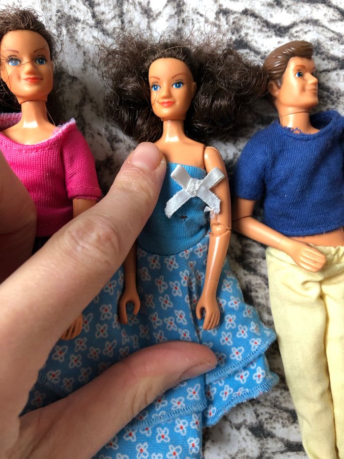 Lot petite poupée - photo numéro 2