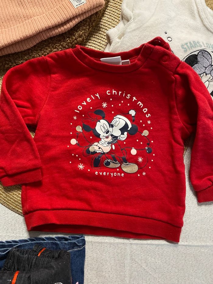Lot vêtements Disney minnie 9 mois - photo numéro 4