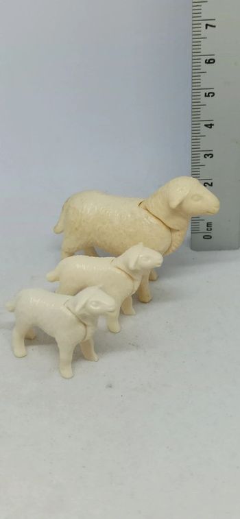 Brebis avec agneaux playmobil