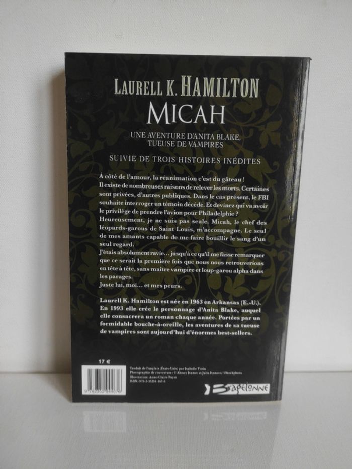 Livre grand format Micah tome 13 de la série anita blake - photo numéro 2